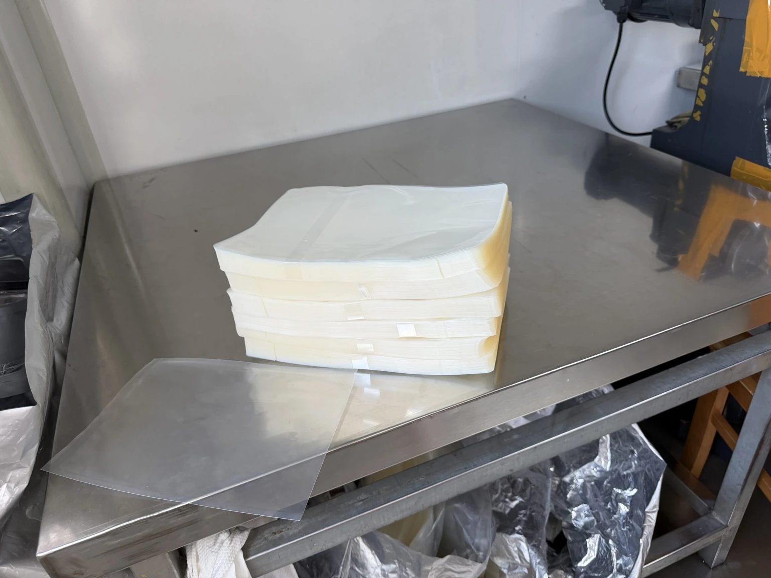 Vacuum bag samples — stacked pouches
